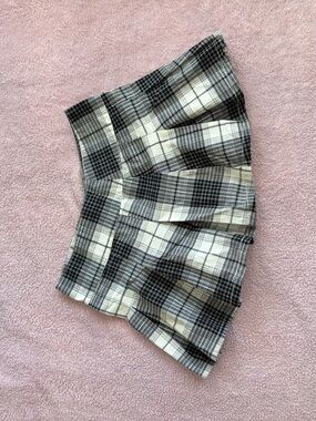 Forever 21 Black and White Plaid Mini Skirt